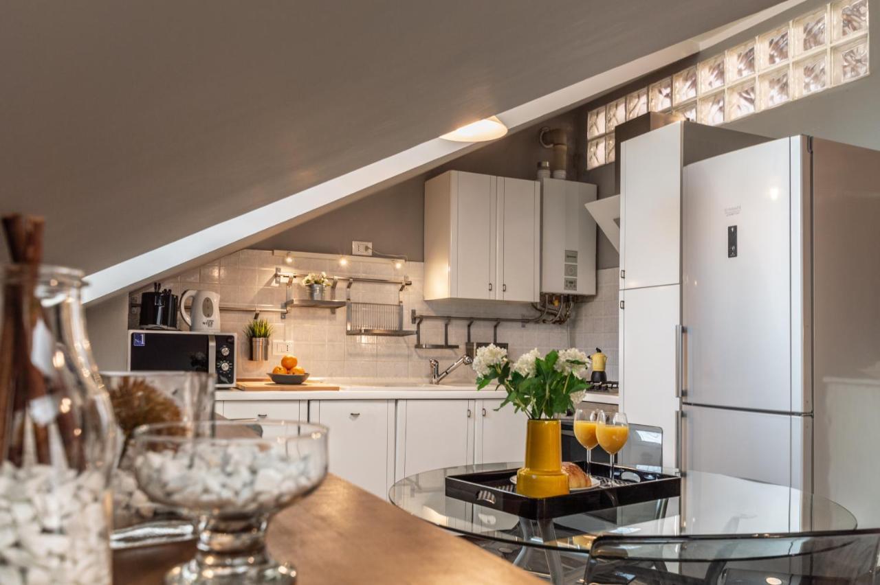 Apartment Massena Attic & Studio By Wonderful Italy *