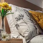 Massena Attic & Studio By Wonderful Italy